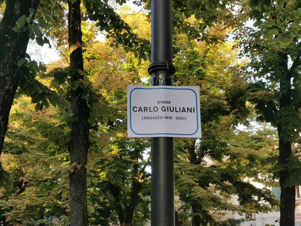 Piazza Carlo Giuliani (Ragazzo 1978-2001) Reggio Emilia